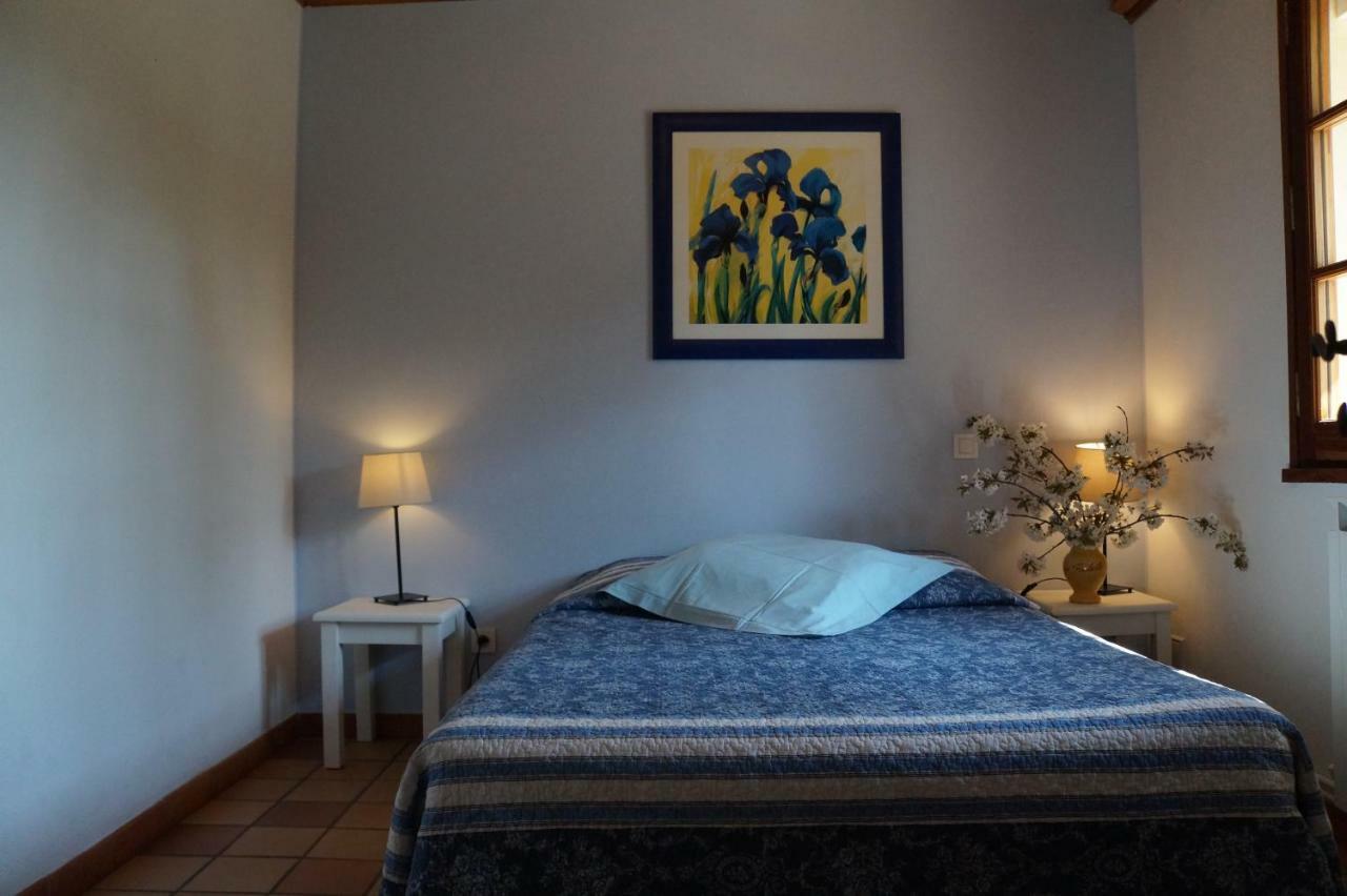 Lo Rastelie Bed and Breakfast Suze-la-Rousse Eksteriør billede